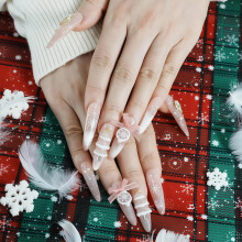 Tesytto Press On Nagels Lange Stiletto, Doorzichtige Roze Glitter Nagels met 3D Strik & Sneeuwvlok Design, Sprankelende Zilveren Franse Punt