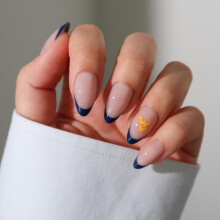 Glamnetic x Fanatics Press On Nails - West Virginia Mountaineers | Korte Amandel Nepnagels, Collegiate Blau Franse Tips