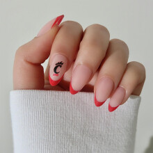 Glamnetic x Fanatics Press-On Nails - Cincinnati Bearcats | Kurze Mandel-Fake Nails, Collegiate Bearcats Rote French Tips
