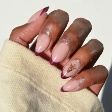 Glamnetic x Fanatics Uñas Postizas - Arizona State Sun Devils | Uñas Fake Almendras Cortas, Tips Franceses Maroon