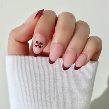 Glamnetic x Fanatics Press On Nails - Mississippi State Bulldogs | Kurze Mandel Fake Nails, Maroon French Tips