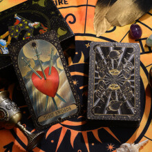 (Style D)Wettex Universe Hand Gold Foil Tarot Cards With Pet Material For Gatherings Social