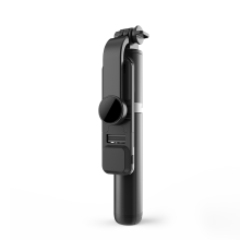 Bluetooth selfie statív so svetlom - RNCYN - Q02s - 3 v 1 - výsuvný držiak na telefón