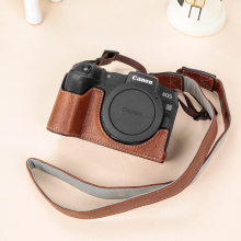 Funda compatible con la cámara Canon EOS R8 con correa para el hombro, gran recorte, textura de lichi, PU Protec