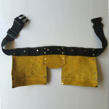 Ceinture porte-outils robuste en cuir marron avec 11 poches, idéale pour les menuisiers et les bricoleurs.