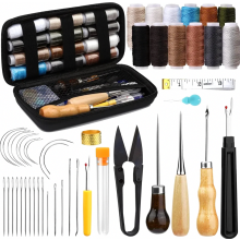 Leernaaiset, reparatieset voor bekleding, 48-delige, robuuste naaiset met naalden, priem, tornmesje, naaigaren voor reparaties, handnaaien, doe-het-ze