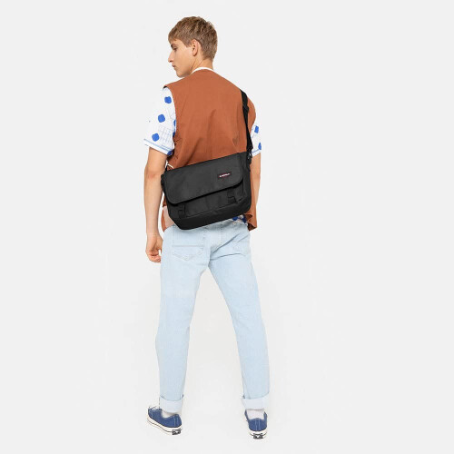 Eastpak JR Messenger Bag, 11.5 L - Black (Black) 1