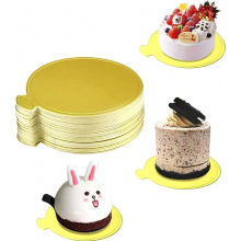 Pacote com 100 bases redondas douradas de 8 cm para bolo mousse, ideais para apresentação de bolos e sobremesas.