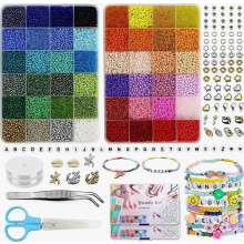 Set di 17.455 perline di vetro da 3 mm, 56 colori per la creazione di braccialetti, collane, anelli, orecchini e gioielli.