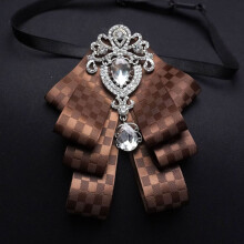 (DeepBrownCheck)Adults Widewidth Mens Bow Tie With Spliced Material And Heartshaped Corsage For Formal Events