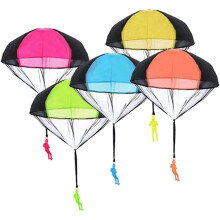 Fliegender Fallschirmspringer Spielzeug Fallschirm für Kinder Figur 9 cm 5 Stück — fallschirmspringer spielzeug
