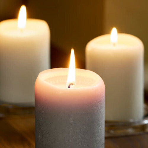 IKEA LOTSFÅGEL Vanilla Candles 30Hr 1