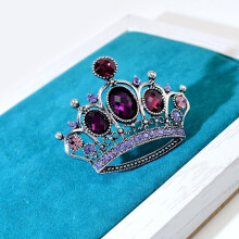 Gold Crown Metal Badge With Rhinestones For Girls Fashion Accessories Jewelry