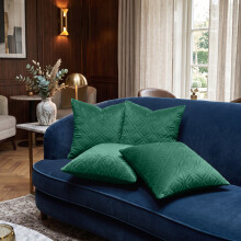 (4X, EMERALD) Premium Diamond Design Velvet Filled Cushion