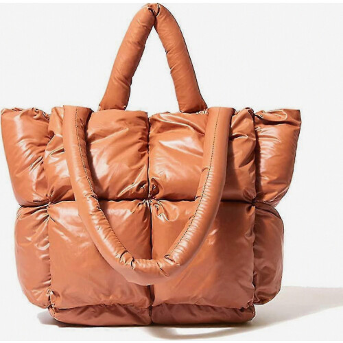 Μεγάλη τσάντα Puffer Tote, Μοντέρνες πολυτελείς,