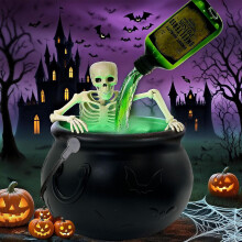Halloween-koristeet sisätiloissa, Halloween-kattilan sisustus, jossa on kelluvia taikajuomapulloja, hajotin, sumunmuodo