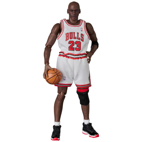 Michael Jordan (Chicago Bulls Home) MAFEX Action Figure