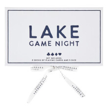 Santa Barbara Design Studio Lake Game Night Set, 2 Decks/5 Würfel, Spielkarten + Würfel