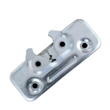 Car Door Lock Bolt for International 5000 9300 9400 9600 9700 9370 & 9670 HLK2054 498004C1 498004C2 Right
