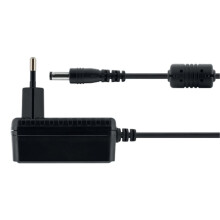 DELTACO Netzadapter, 100-240 V AC 50-60 Hz auf 5 V DC, 3 A, 1,5 m - Schwarz