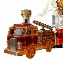 Liquor Bottle 300ml Fire Truck Shaped Bar Bottle Glass Whisky Decanter For Cocktail Wedding Cabinet Holiday Party
