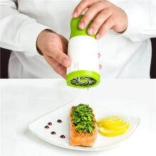 2X Salad Vegetables Garlic Coriander Spice Chopper Vegetable Cutter Fruit and Vegetable Slicer Grinder Grater