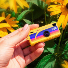 3X G6 Thumb Retro CCD Kamera Cyfrowa 1080P Vlog Kamera Kieszonkowa dla Ucznia Rejestrator Wideo na Kciuk do Blogowania i Codziennego Użytku A