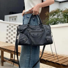 (Noir) Large Capacity Shoulder Tote Bag Rivet Motorcycle Spice Girl ABG Style Multi-Pocket Crossbody Black