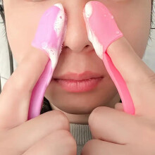 (Violett, 1PCS) Silicone Facial Cleansing Brush Soft Bristles Blackhead Remover Makeup Brush Beauty Face Cleaner Nose Pore Finger Brush Pink