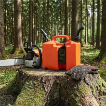 5L Fuel & Oil Container for Chainsaw Efficient Refueling Chainsaws and Outdoor Equipment 00008810113 A