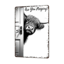 Panneau vintage en aluminium HighlandCow : Décoration murale humoristique noire et blanche pour salle de bain, idéale pour les amoureu