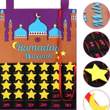 Calendario dell'Avvento per il conto alla rovescia di Eid Ramadan Mubarak con 30 adesivi a stella