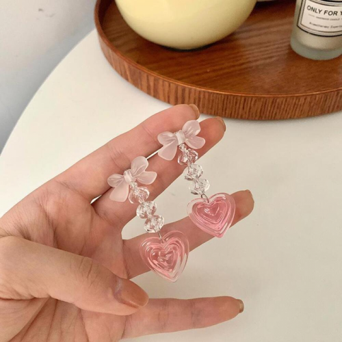 Orecchini pendenti a forma di cuore con fiocco e cristalli, gioielli di moda. 2