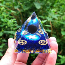 (10)Orgonite Chakra Energy Pyramid Aura Divination Yoga Meditation Craft Ornaments