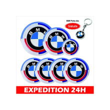 Set di 7 emblemi per auto: cofano (82 mm), bagagliaio (74 mm), volante e 4 coprimozzi (68 mm), finitura metallica, nero e blu