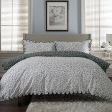 The Lyndon Company Ashling Garden Duvet Set Green size: Super King