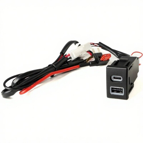 Car Charger Socket Dual USB Type-C PD 12V 24V Dashboard Panel Mount Charger Adapter for  D-MAX 2018-2022 Old Model
