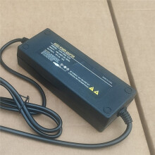 Spanningsomvormer voor Parkeerverwarming 100-240V Transformator voor Accessoires voor Parkeerverwarming (UK-Stekker)