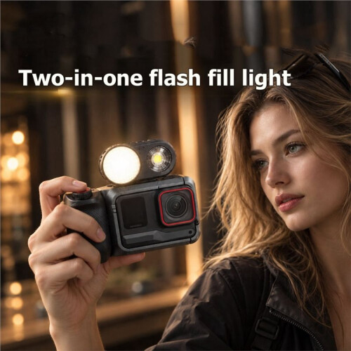 Flash 2 en 1 pour Caméra pour  Ace Pro : Éclairage D'Appoint à Intensité Variable, Fixation Magnétique pour Griffe Porte-Accessoires pour 2