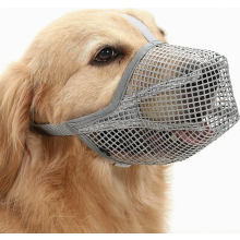 Muilkorf voor honden met verstelbare bandjes, zachte, met gaas beklede muilkorf voor kleine en middelgrote honden – Grijs S