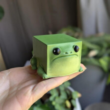 (green) Ugly Cute Frog Resin Figurine Creative Funny Art Craft Desktop Home Decor Office Desk Ornament Gift