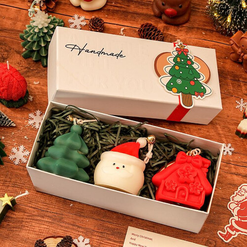 (D) Christmas Scented Candle Gift Set - Handmade Christmas Tree Reindeer Shape Aromatherapy Gift Box 1