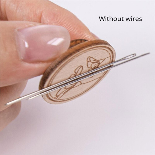 Small Wooden Darning Frame for Mending Jeans with 14 Hooks, Speed Weave Sewing Aid 2