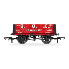 Hornby - R60295 BQC 4 Plank Wagon No423 Train Toy, 00 Gauge Wagons & Freight for Train Set, Models for Adults - 1:76 Scale Model Gift, Red