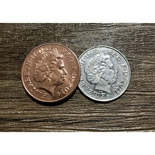 COIN UNIQUE 10p-2p MAGIC TRICK [MAGIC VANISHING 10p COIN] 1
