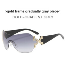 (Black)Millennia Sonnenbrille mit Kunststoffgestell und funkelnden Akzenten für Freizeitkleidung
