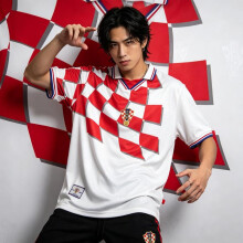 (Matches the image, S) Croatia National Team Retro Jersey 1998 Season Checkered Classic Casual Streetwear World Cup Soccer Shirt