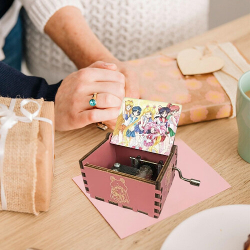 Wooden Music Box with Classical Carving Decoration 1