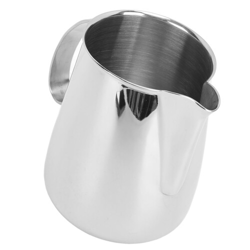 Spitzer Ausguss Aufschäumbecher 700 ml Edelstahl 1