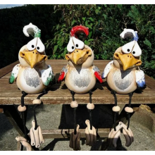 pezzi di ornamenti da giardino a forma di gallina, statuette di galline in ceramica fatte a mano, paletti decorativi per esterni a forma di animali